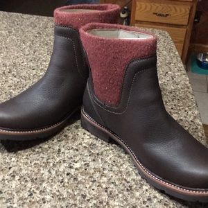 L L Bean leather boots NIB